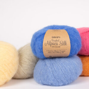 DROPS Brushed Alpaca Silk (alpaka 77%, siid 23%)