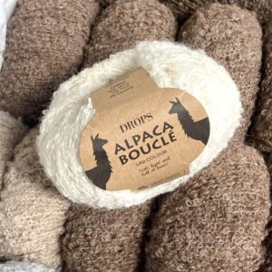 DROPS Alpaca Bouclé (alpaka 80%, vill 15%, polüamiid 5%)
